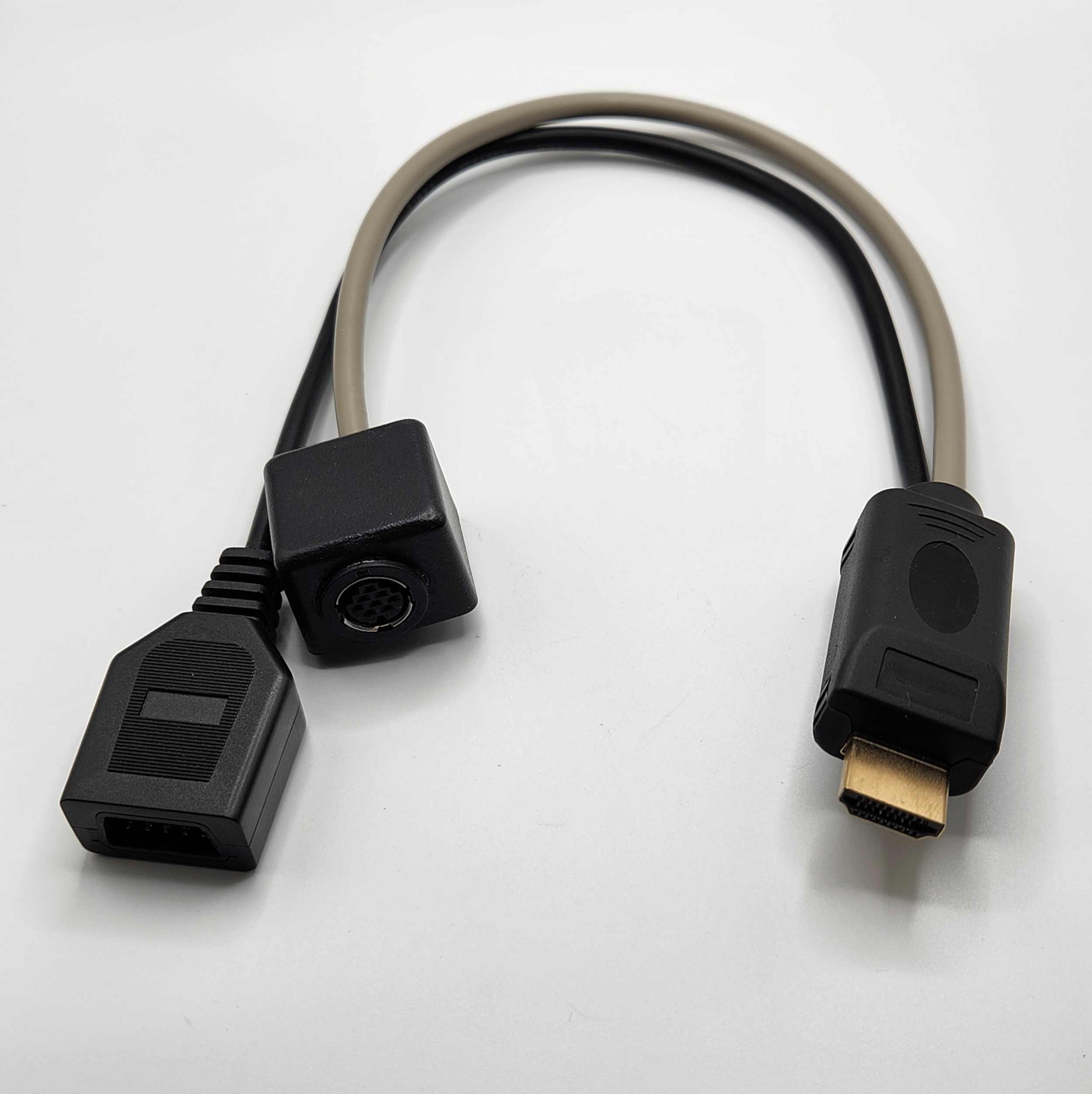 Female side of RetroSpy Vision FM Towns keyboard & mouse cable